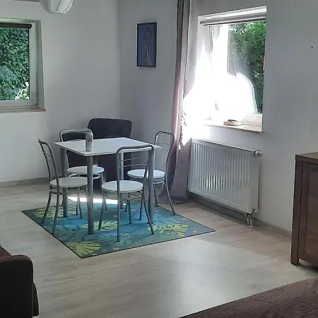 Nowy Apartament Z Patio